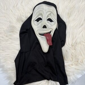 Fun World Scream Scary Movie Ghost Face Tongue Stick Out Mask‎ Easter Unlimited